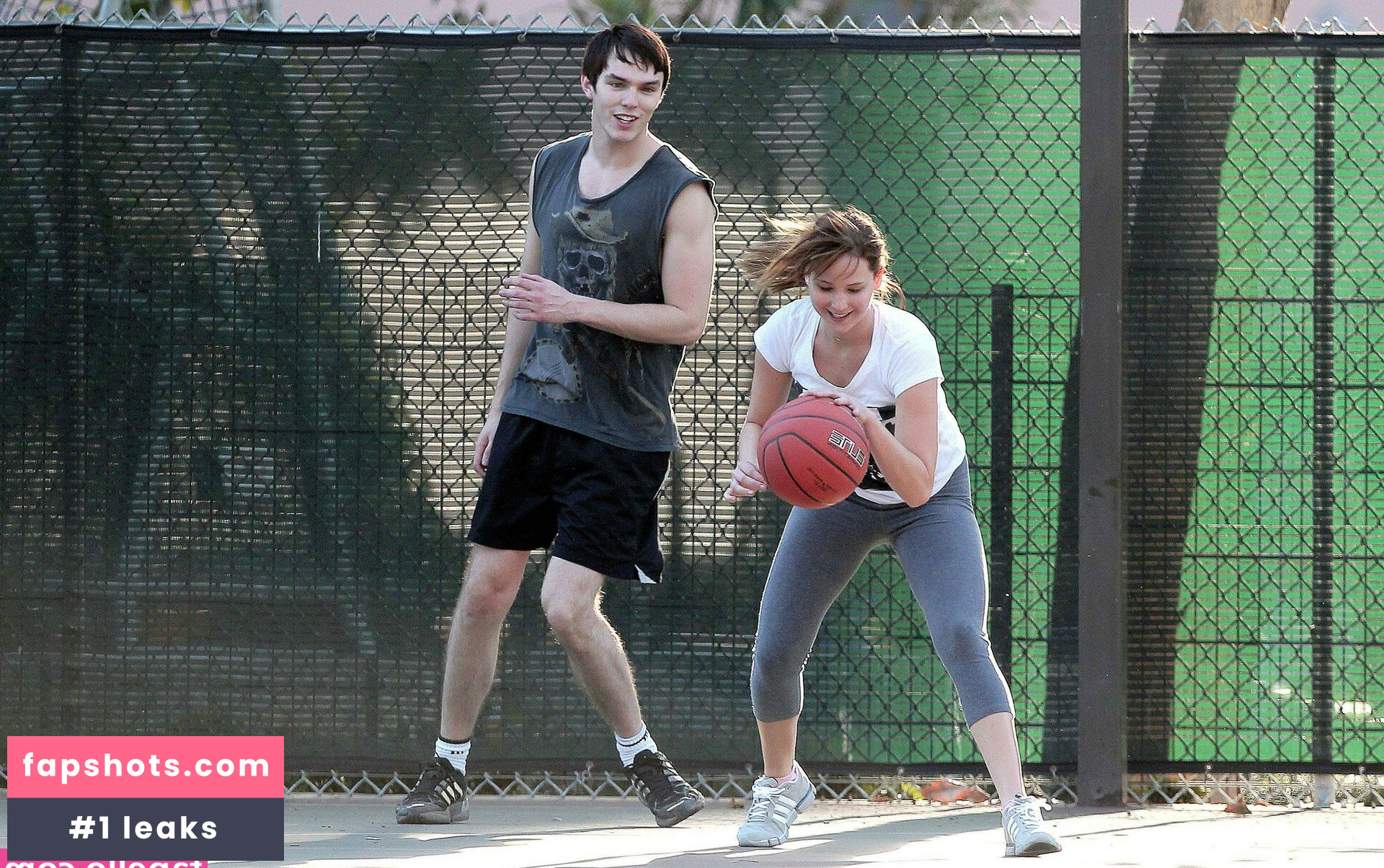 Jennifer Lawrence gallery photo #1093