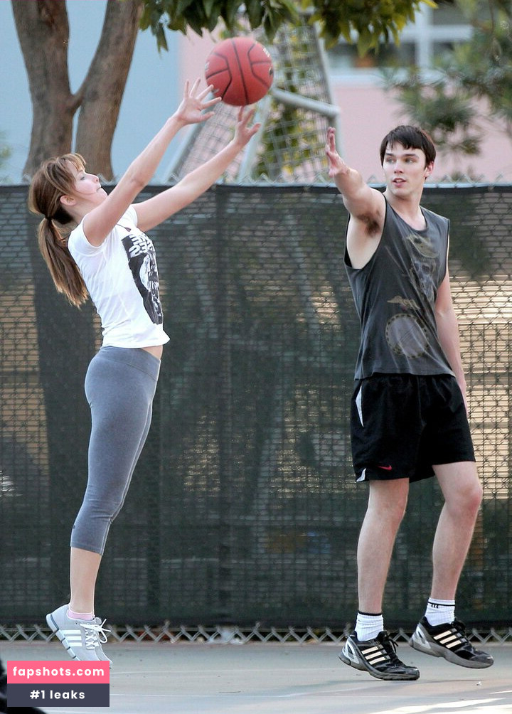 Jennifer Lawrence gallery photo #1130