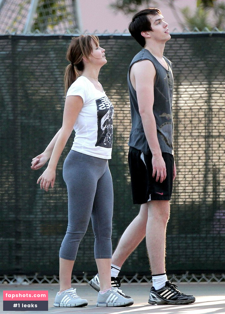 Jennifer Lawrence gallery photo #1131