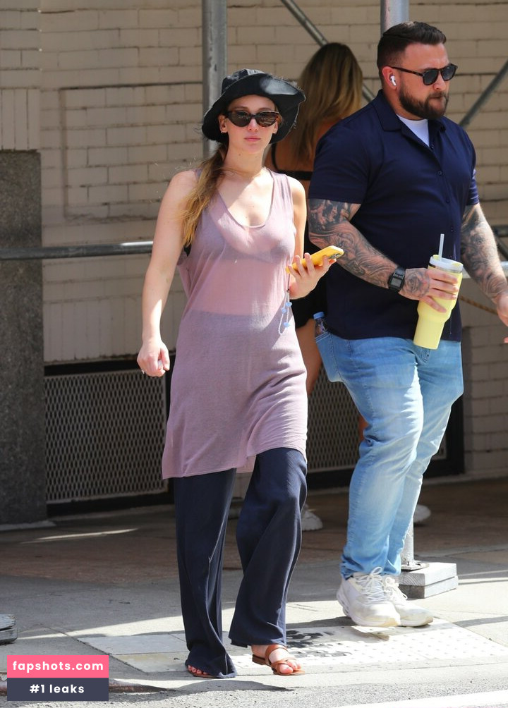 Jennifer Lawrence gallery photo #373