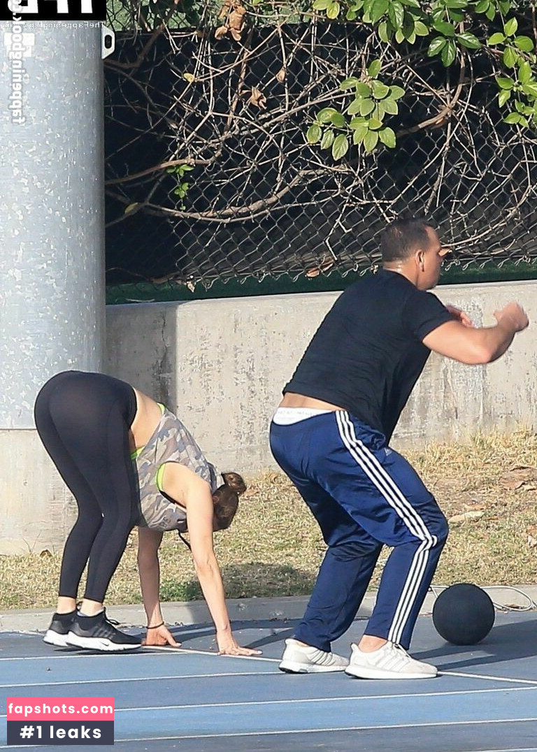 Jennifer Lopez gallery photo #1057