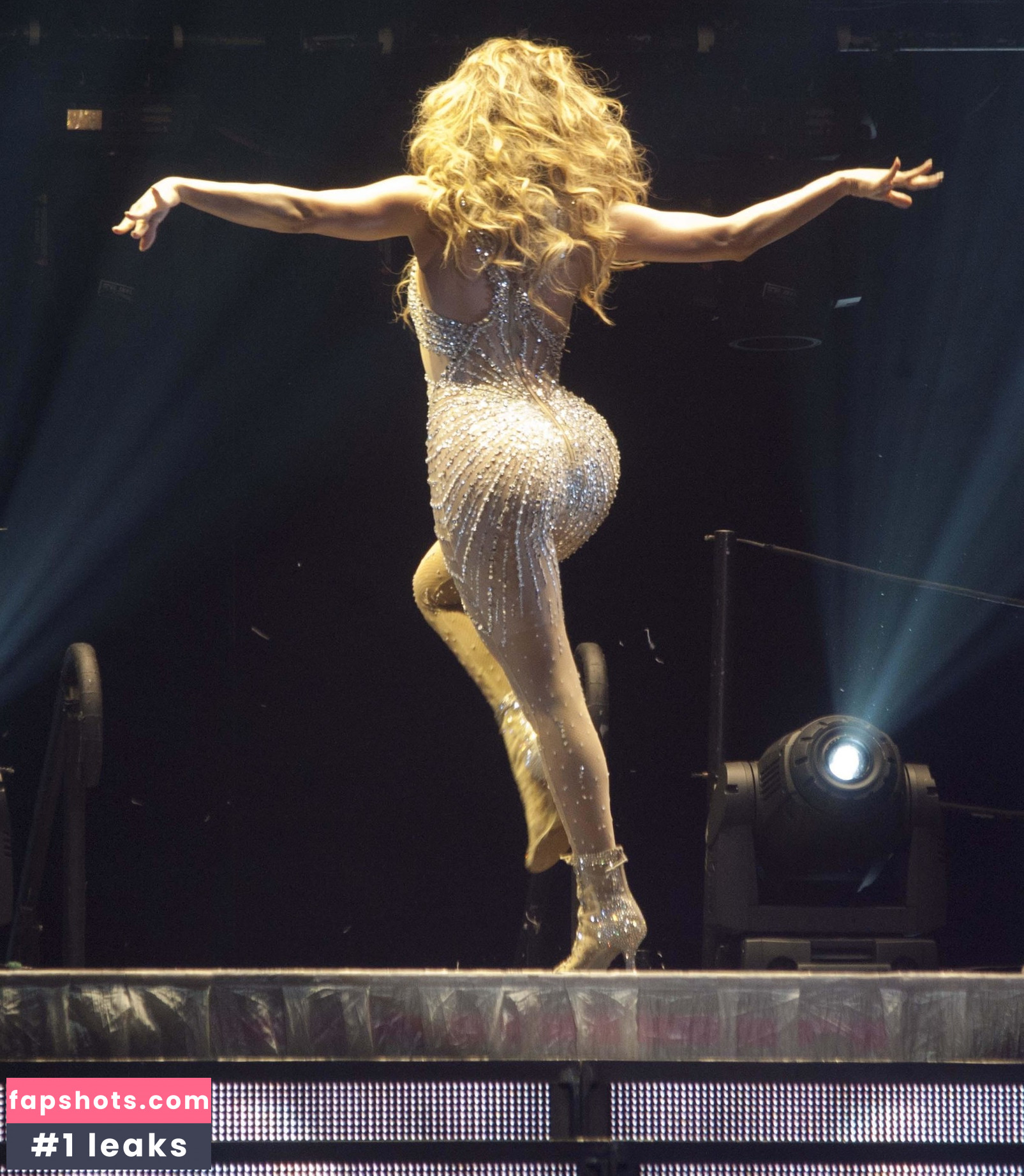 Jennifer Lopez gallery photo #1184