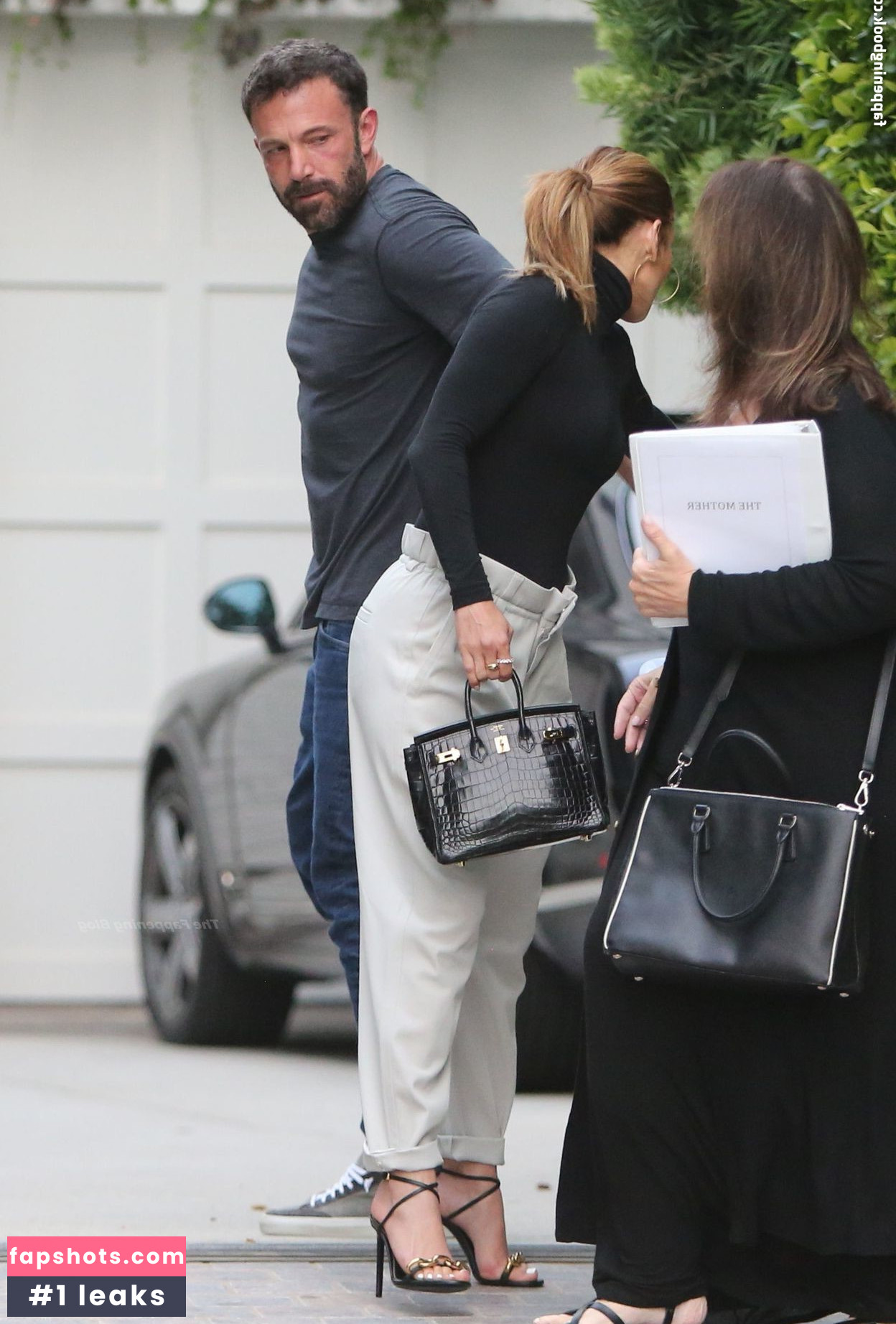 Jennifer Lopez gallery photo #1302