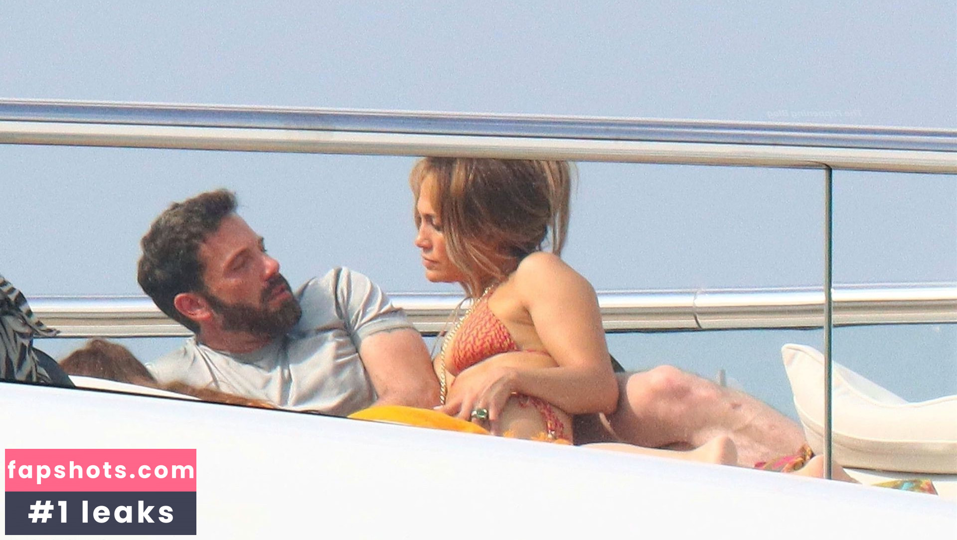 Jennifer Lopez gallery photo #1313