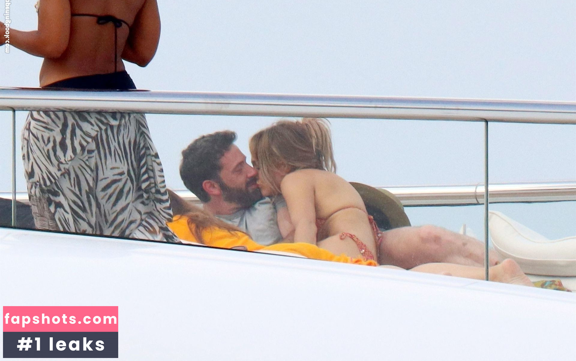 Jennifer Lopez gallery photo #1315