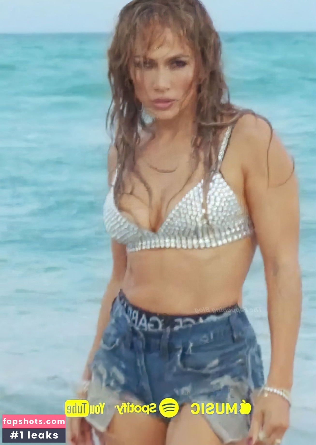 Jennifer Lopez gallery photo #1365