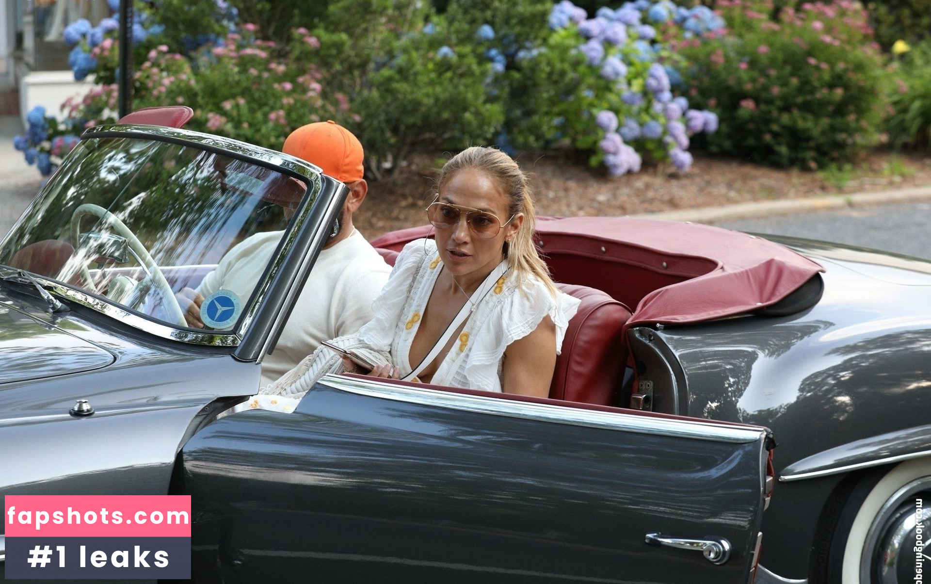 Jennifer Lopez gallery photo #1389