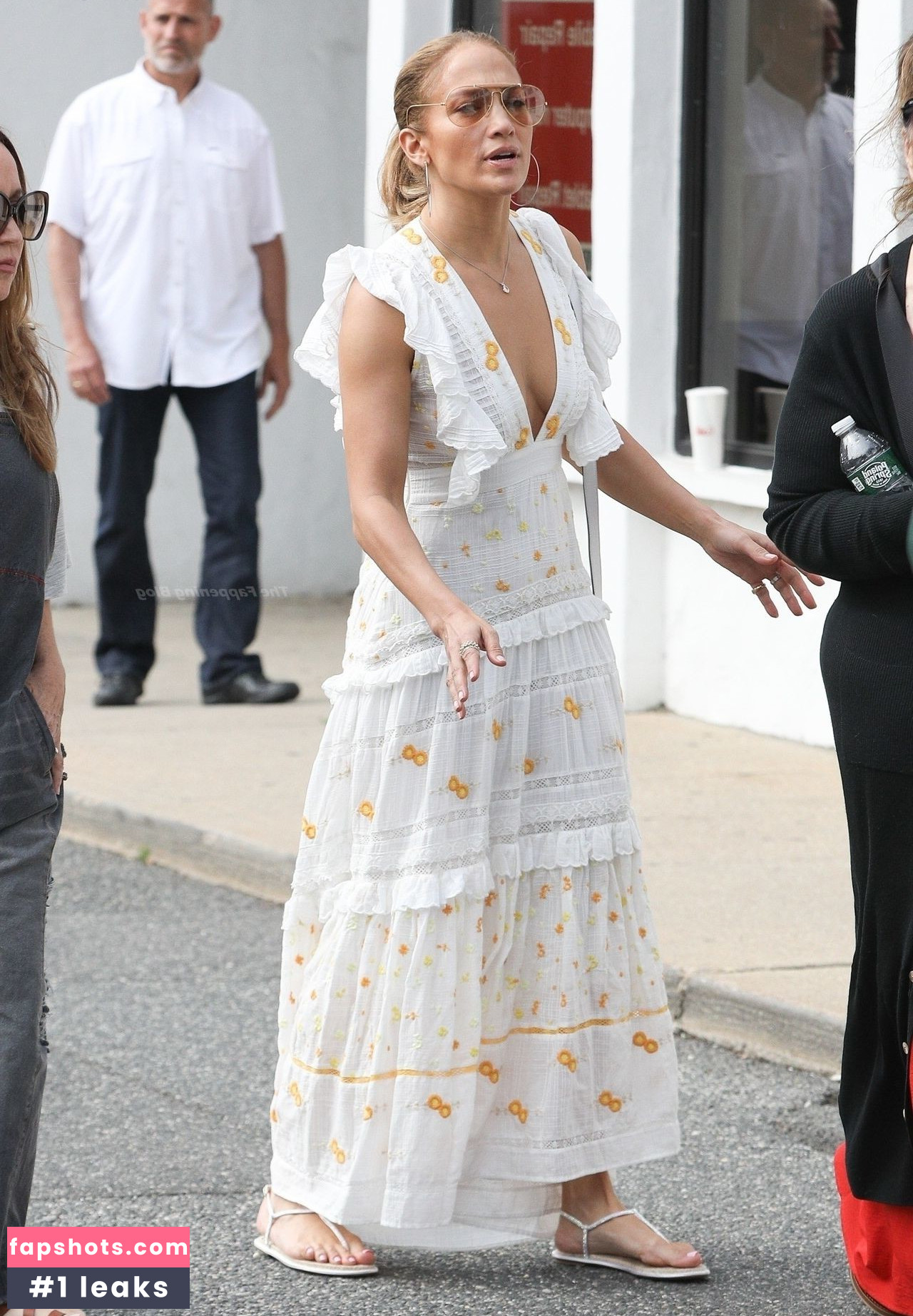 Jennifer Lopez gallery photo #1394