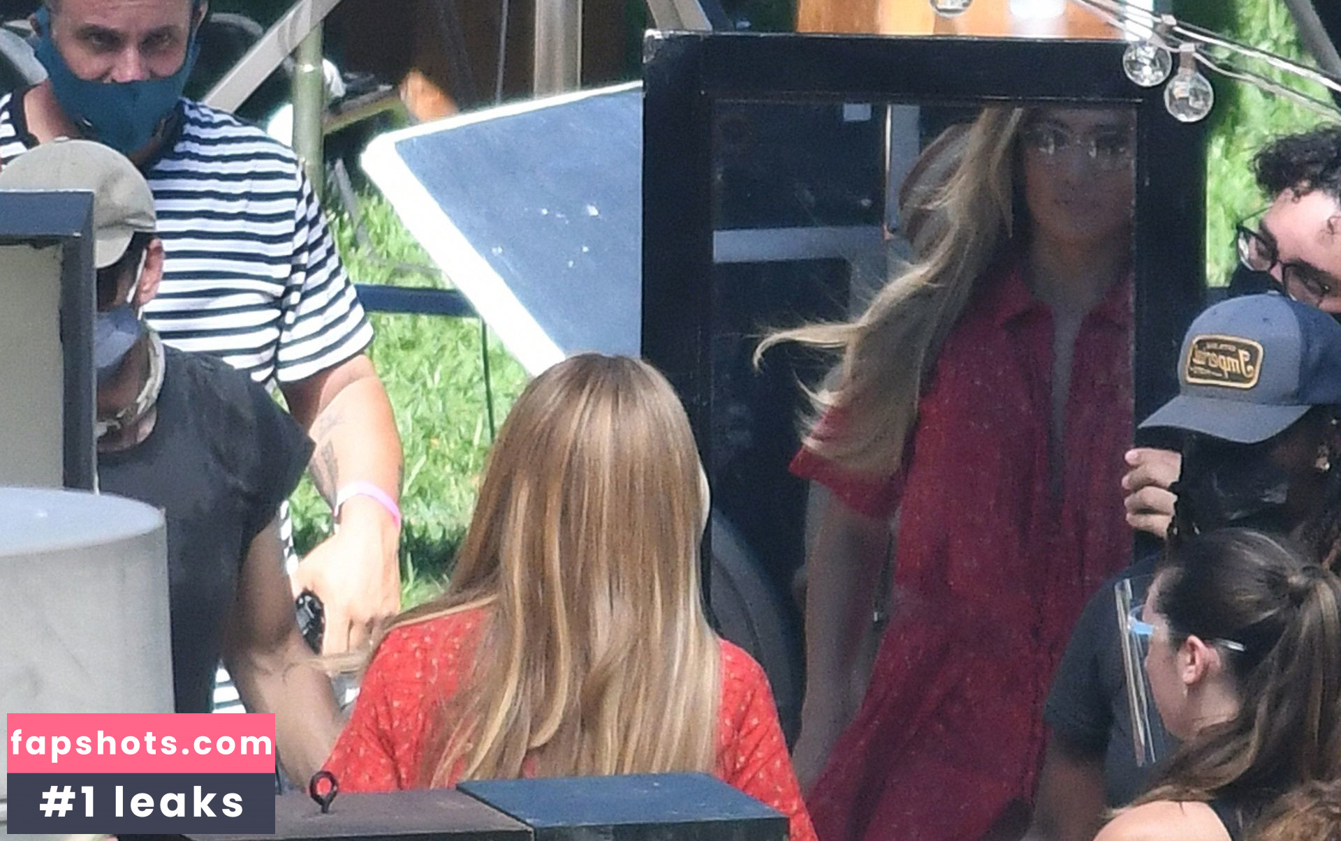 Jennifer Lopez gallery photo #1459