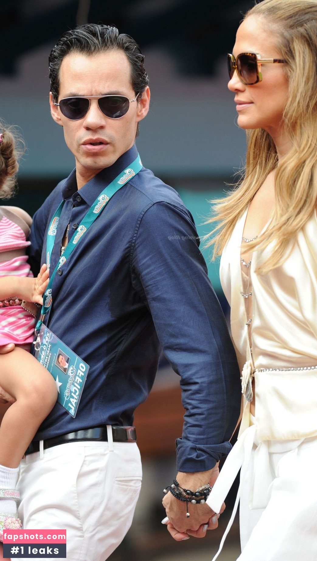 Jennifer Lopez gallery photo #1485