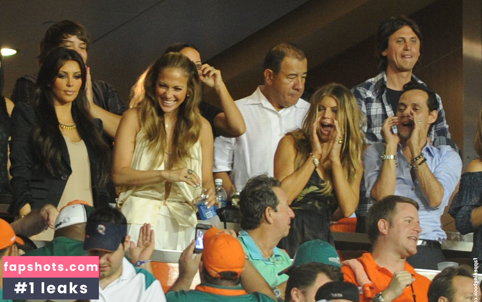 Jennifer Lopez gallery photo #1498