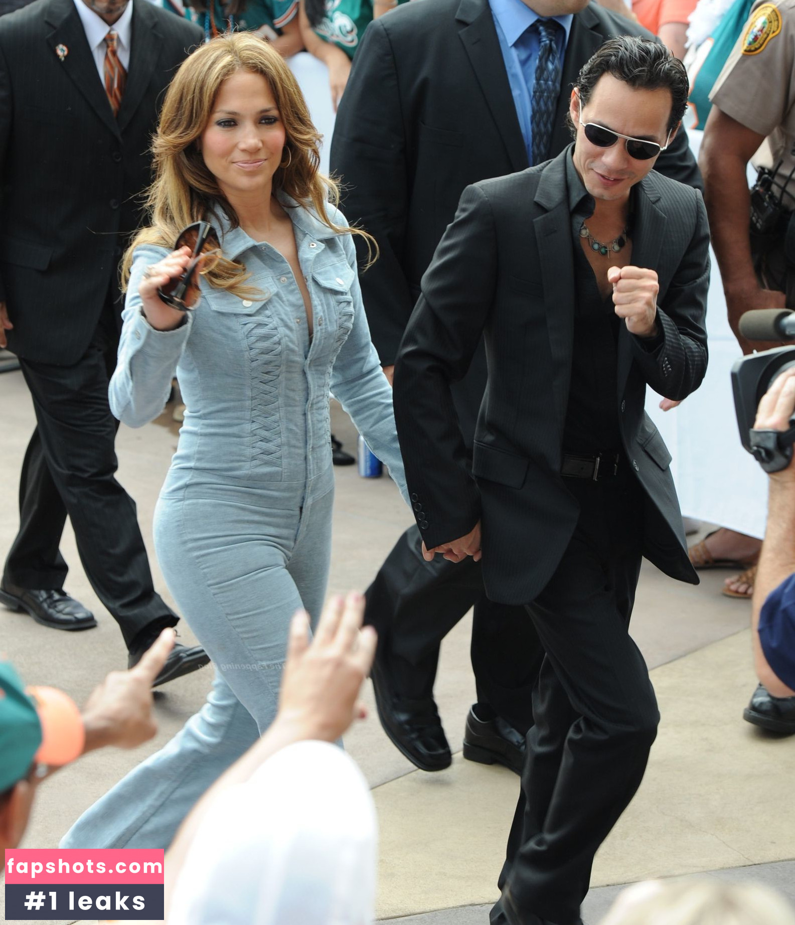 Jennifer Lopez gallery photo #1505