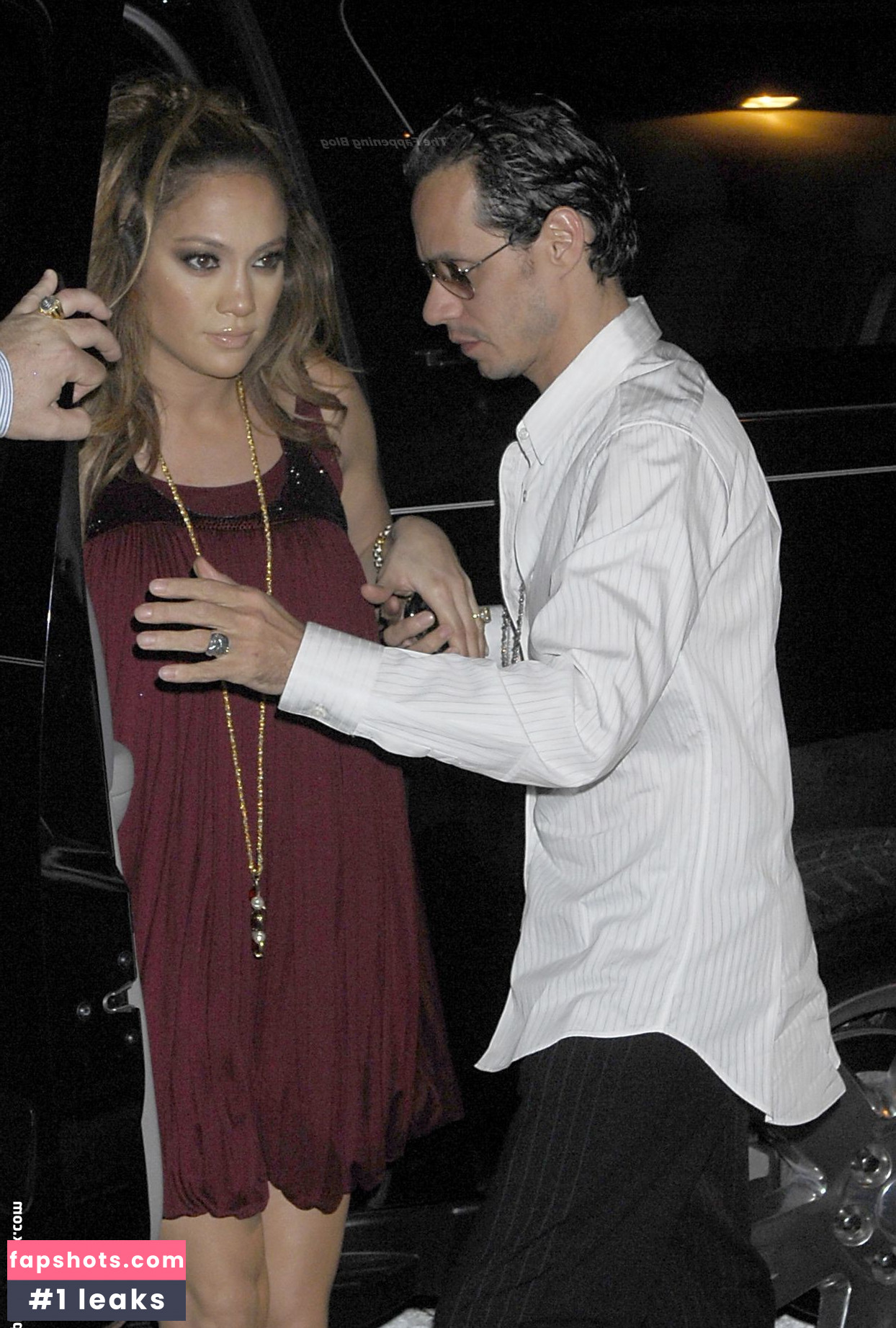 Jennifer Lopez gallery photo #1516