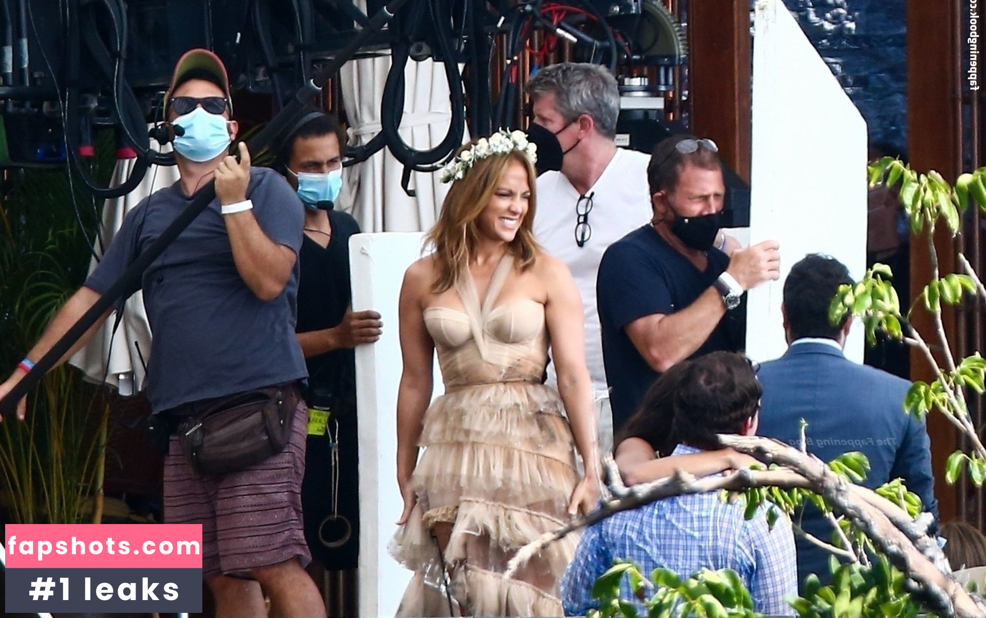 Jennifer Lopez gallery photo #1556