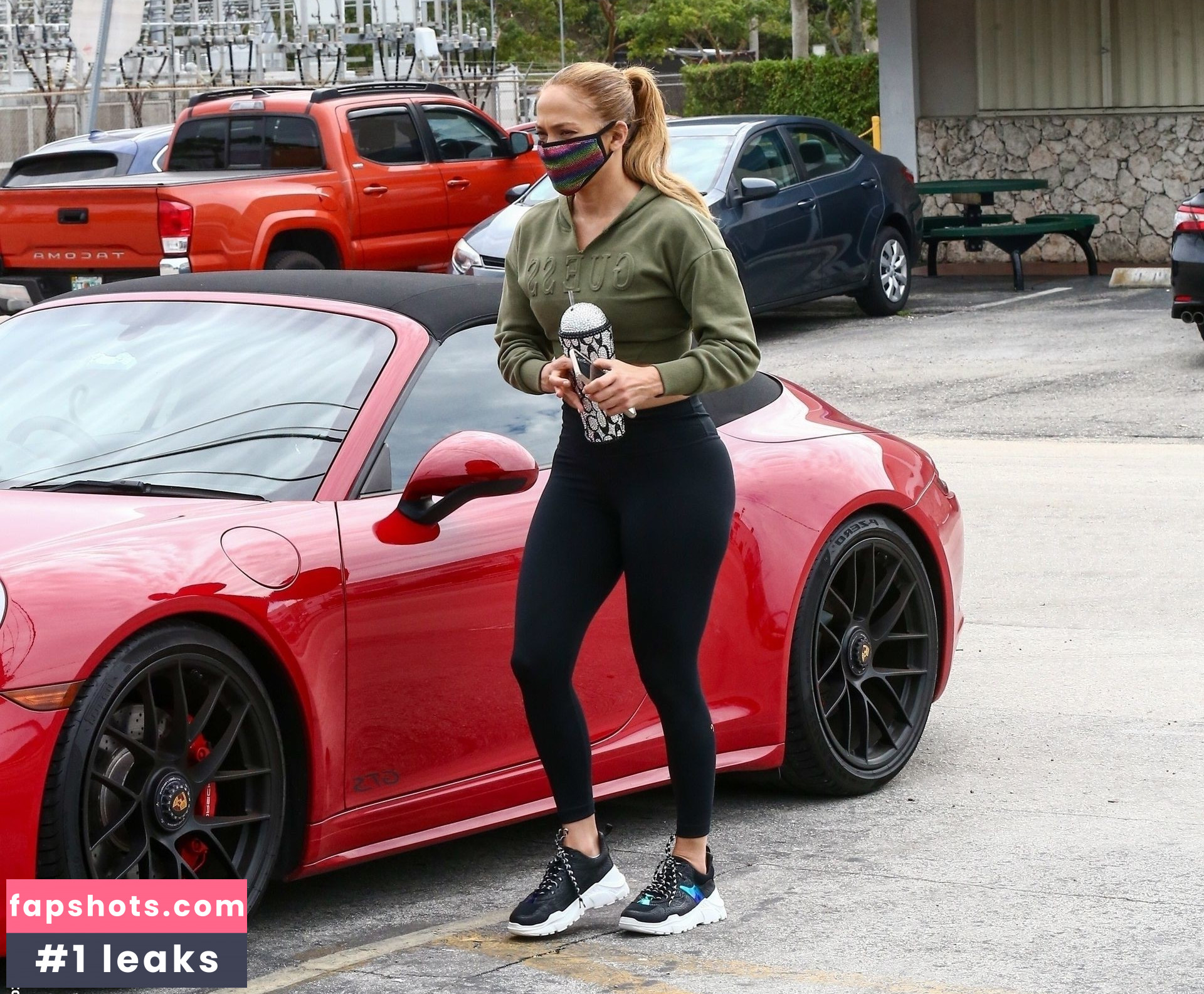 Jennifer Lopez gallery photo #1593