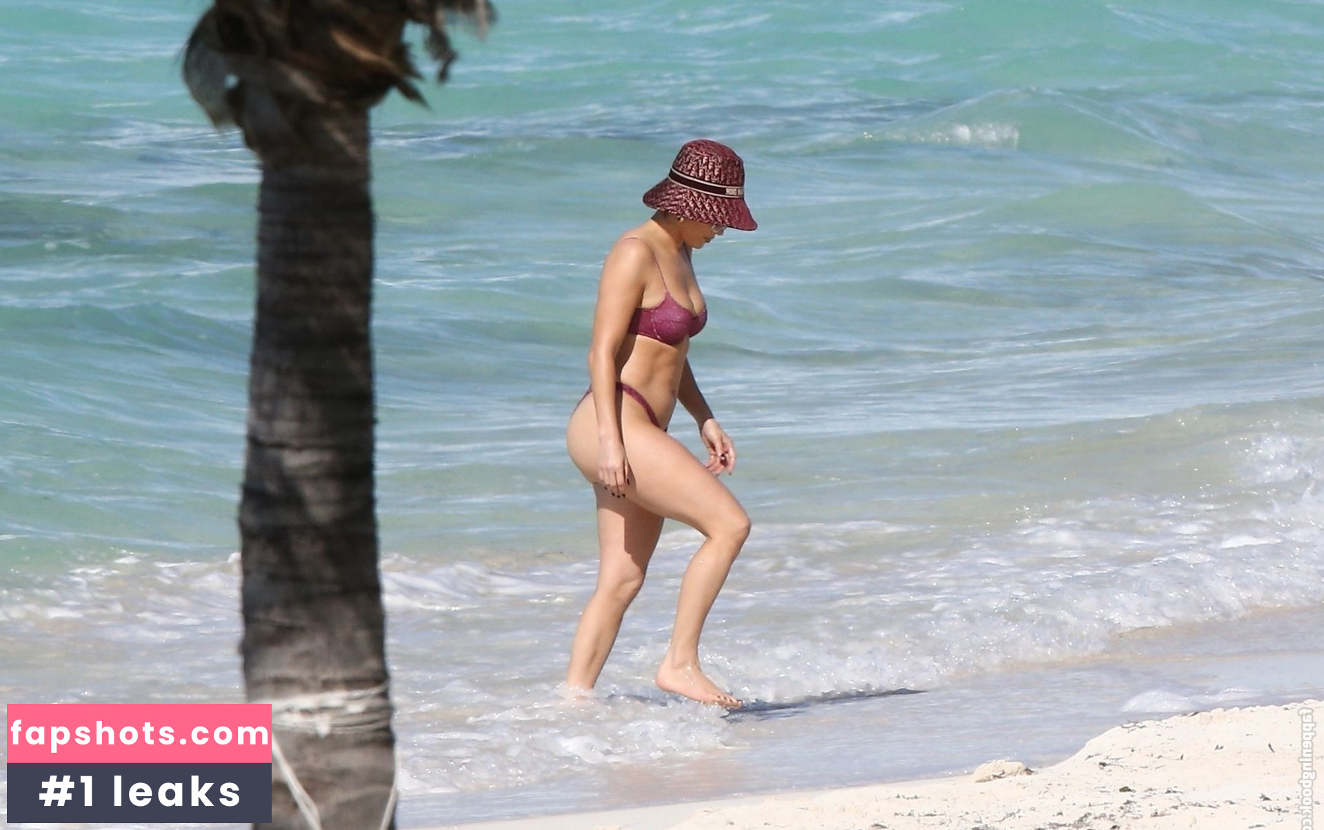 Jennifer Lopez gallery photo #1637