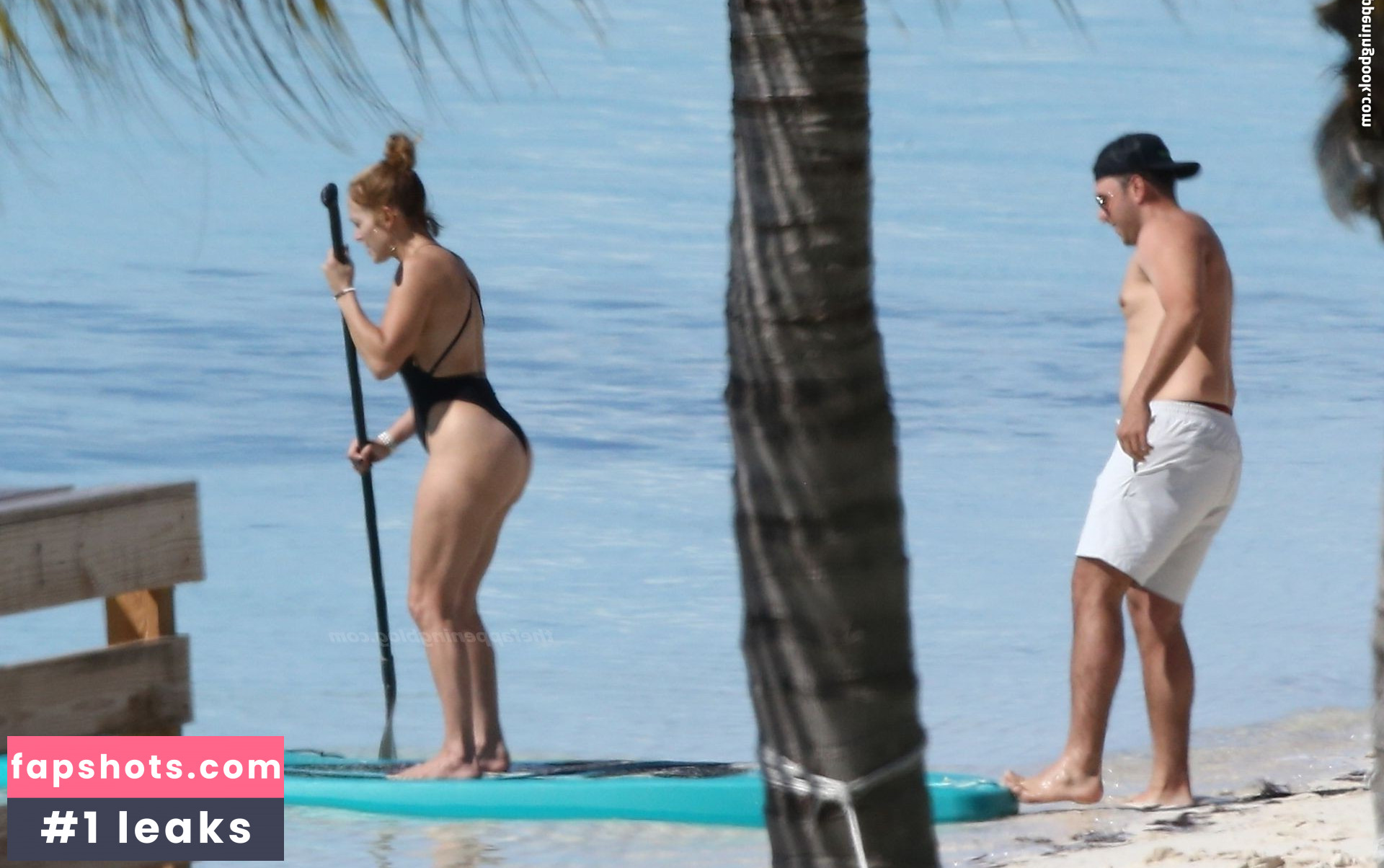 Jennifer Lopez gallery photo #1654