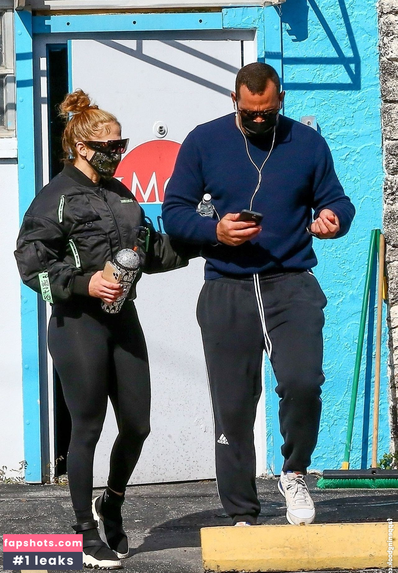 Jennifer Lopez gallery photo #1665