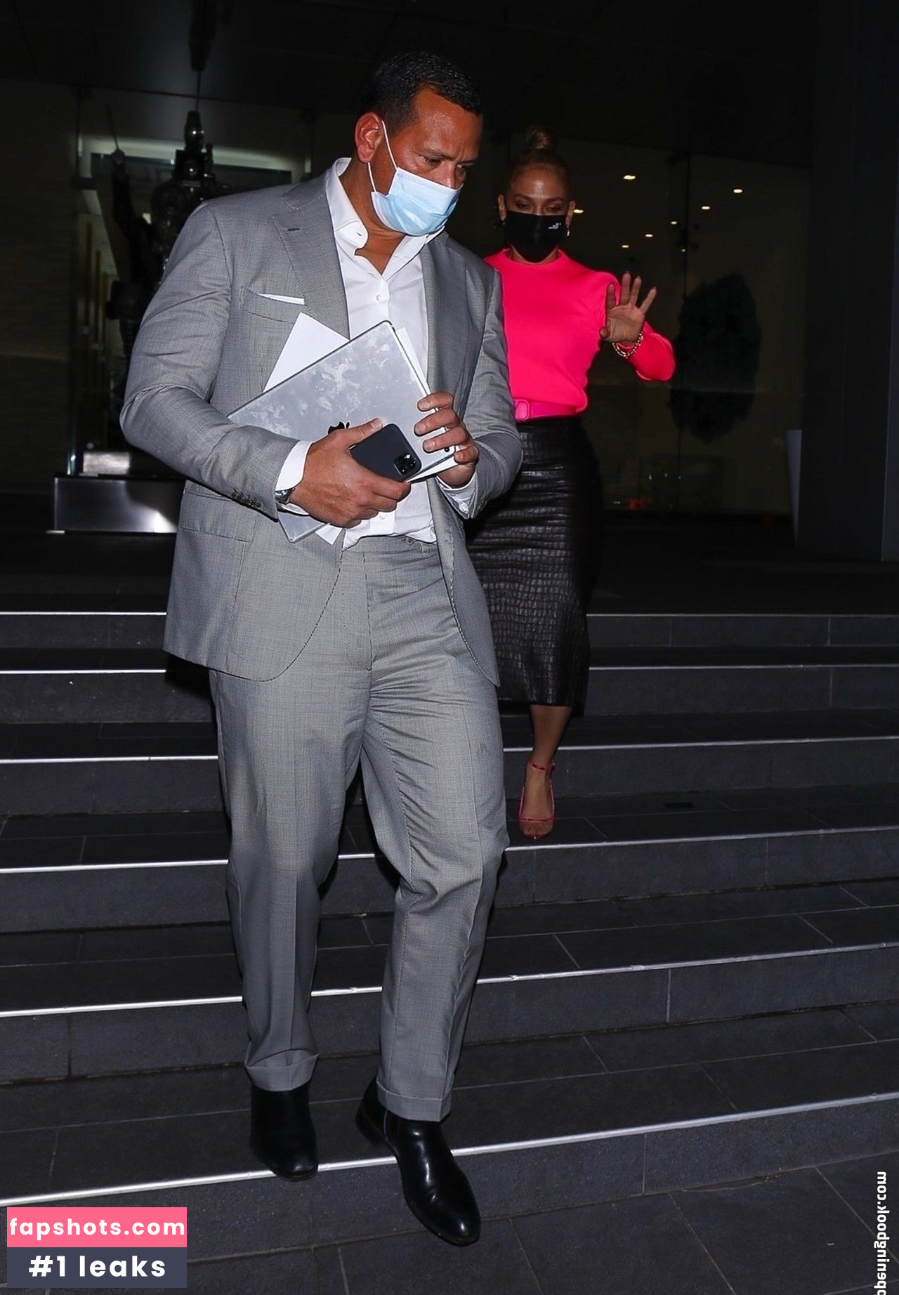 Jennifer Lopez gallery photo #1717