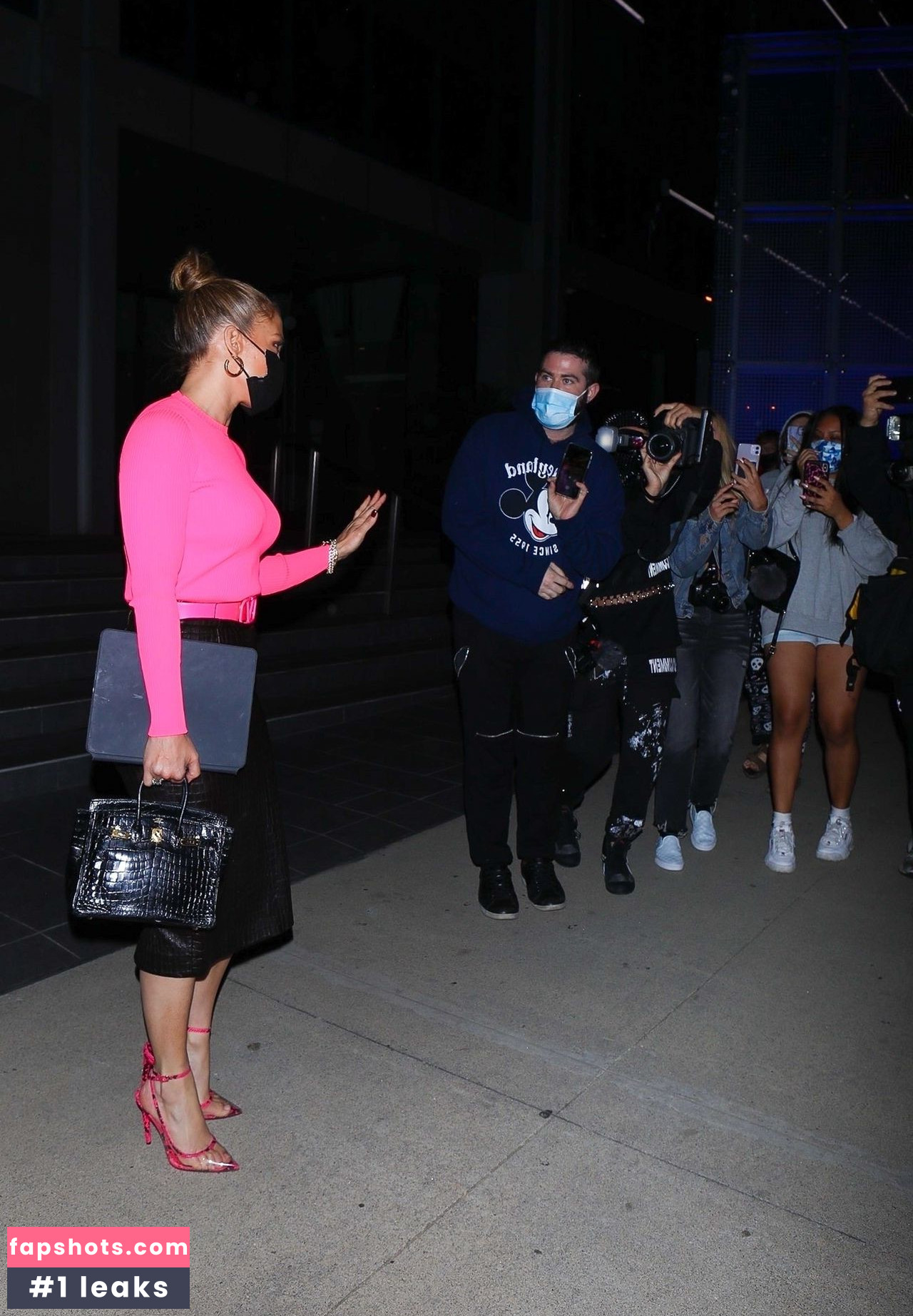 Jennifer Lopez gallery photo #1719