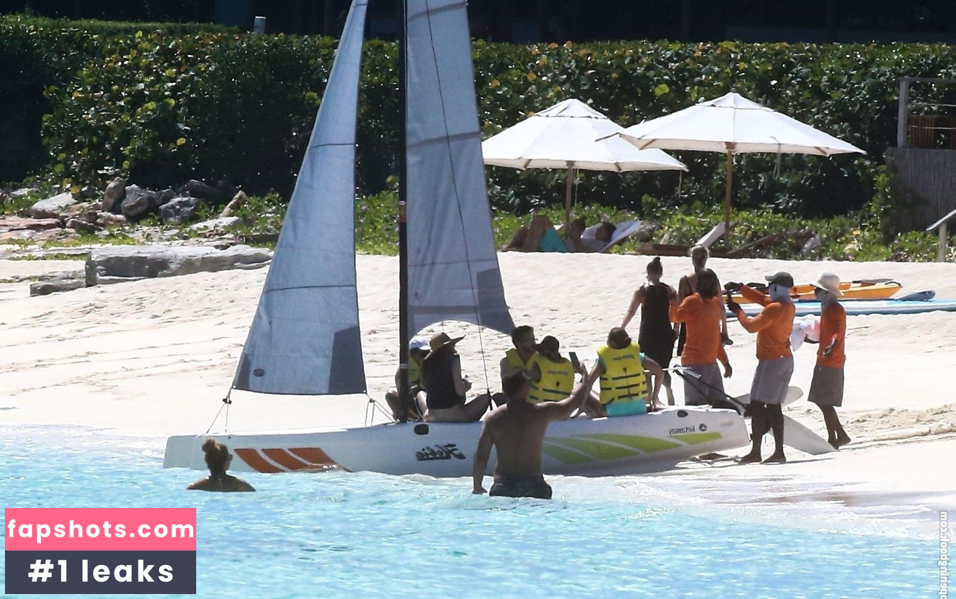 Jennifer Lopez gallery photo #1731