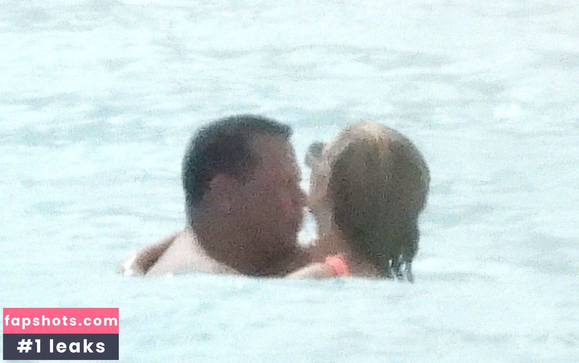 Jennifer Lopez gallery photo #1740