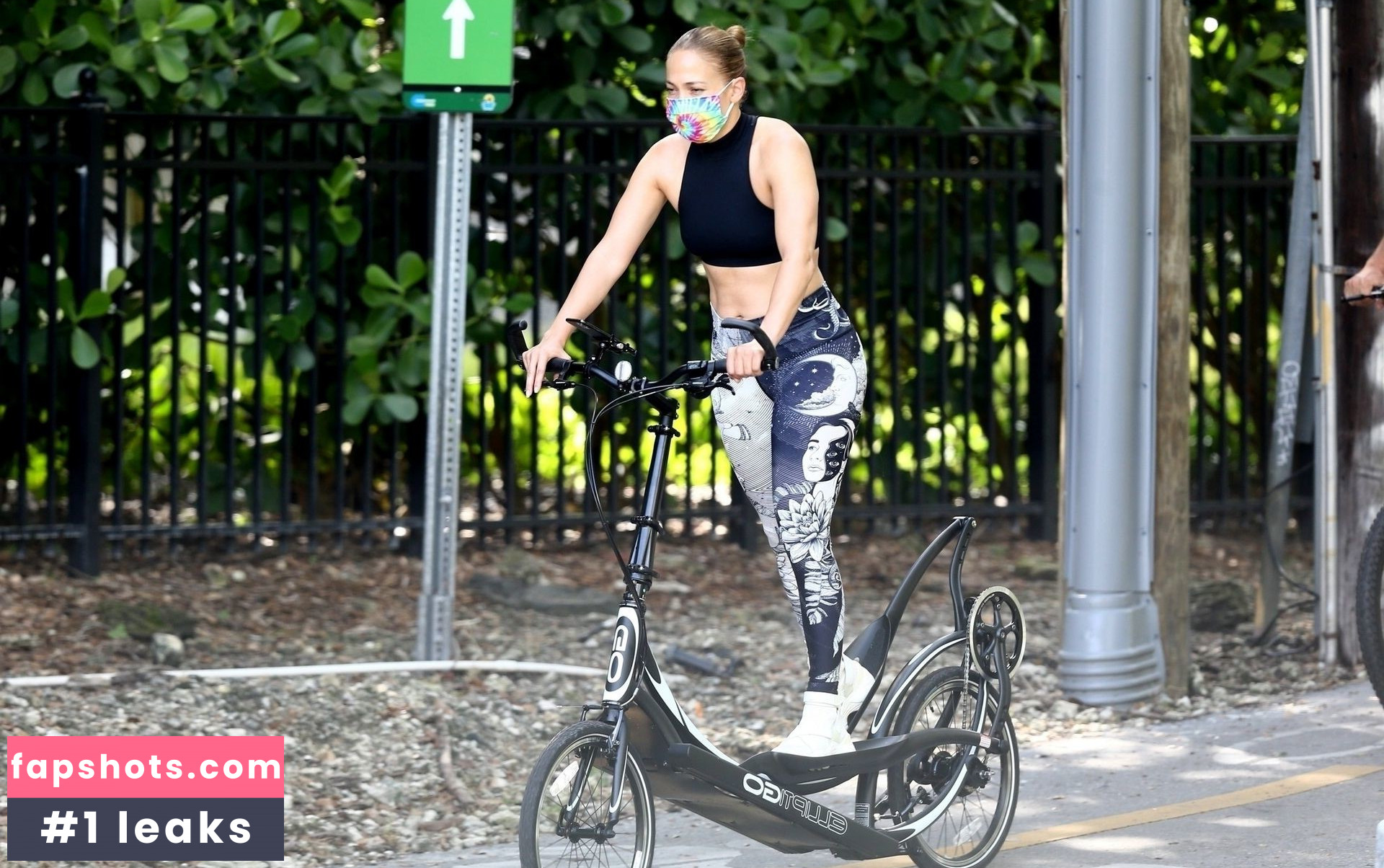 Jennifer Lopez gallery photo #1757