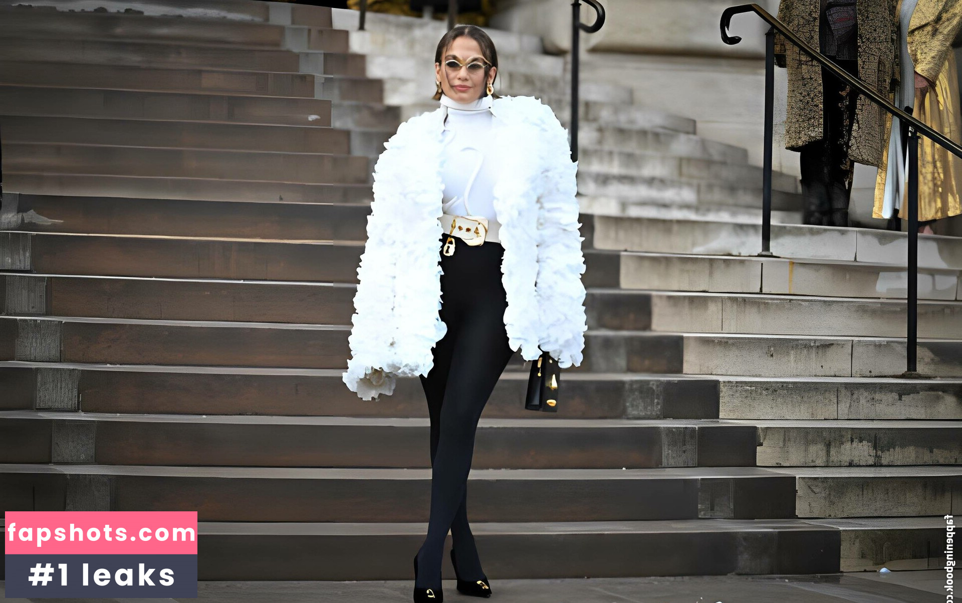 Jennifer Lopez gallery photo #679