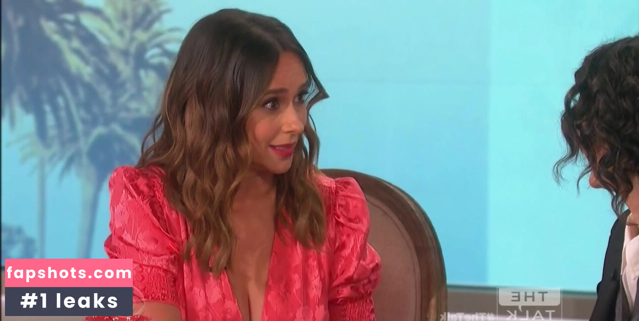 Jennifer Love Hewitt gallery photo #156