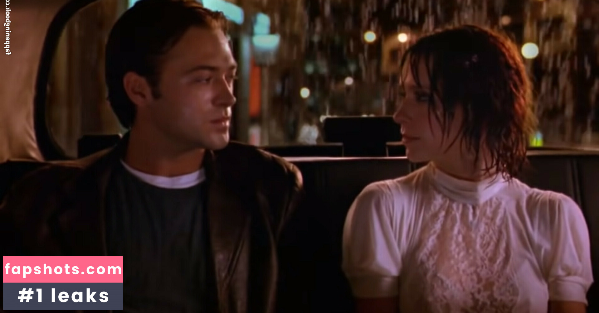 Jennifer Love Hewitt gallery photo #168