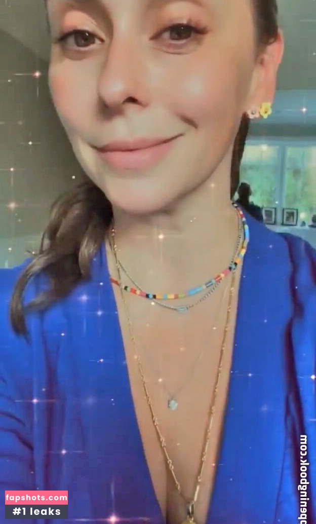 Jennifer Love Hewitt gallery photo #196