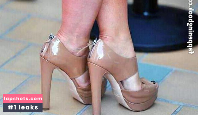 Jennifer Love Hewitt gallery photo #417