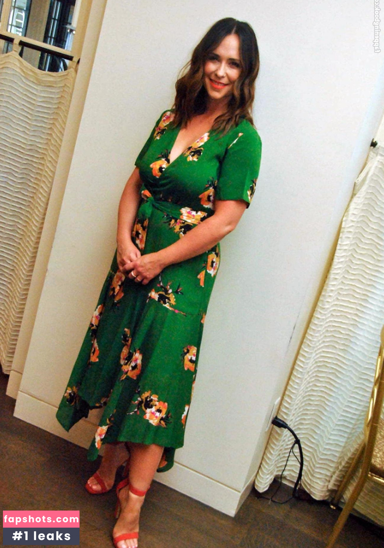 Jennifer Love Hewitt gallery photo #419