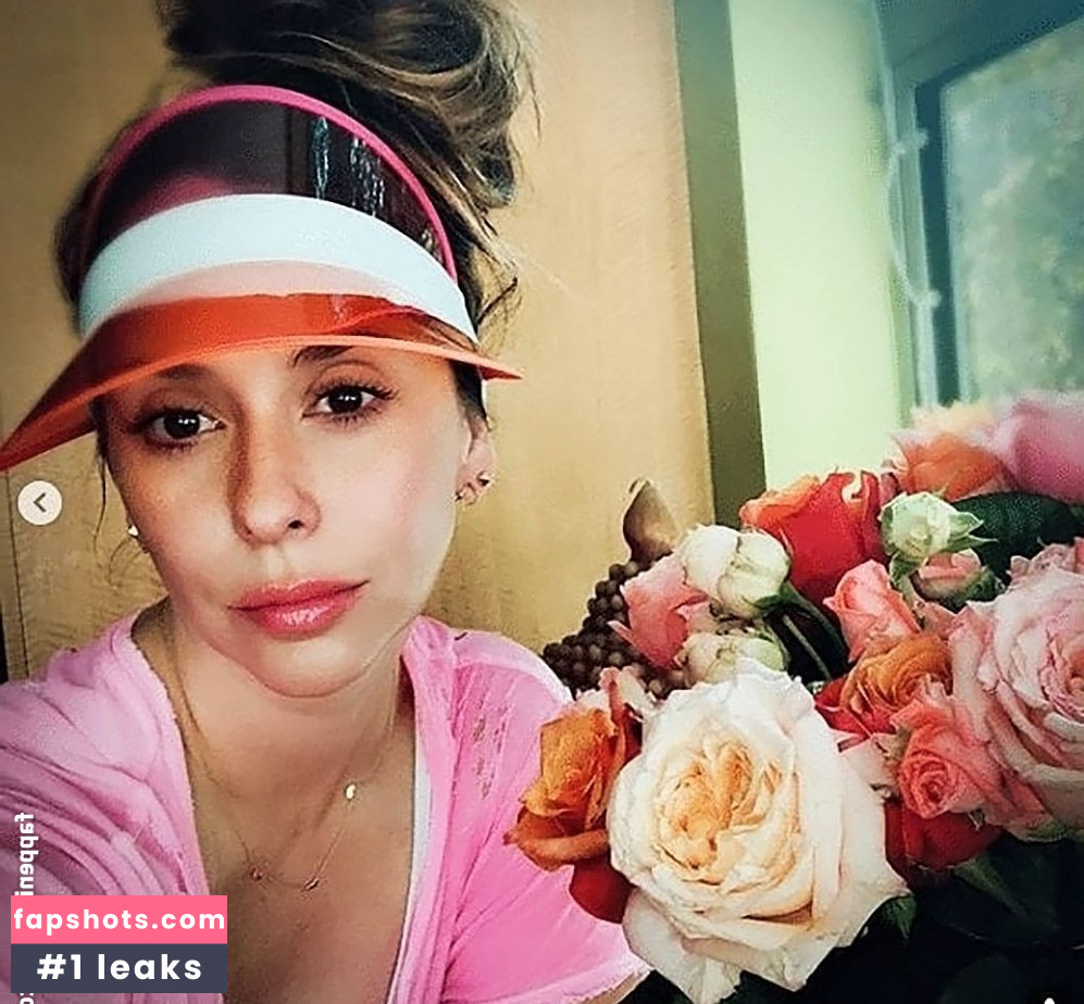 Jennifer Love Hewitt gallery photo #468