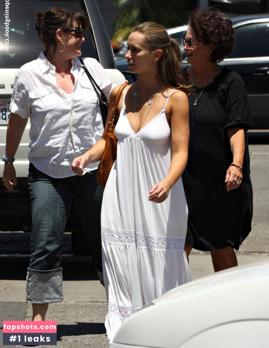 Jennifer Love Hewitt gallery photo #734