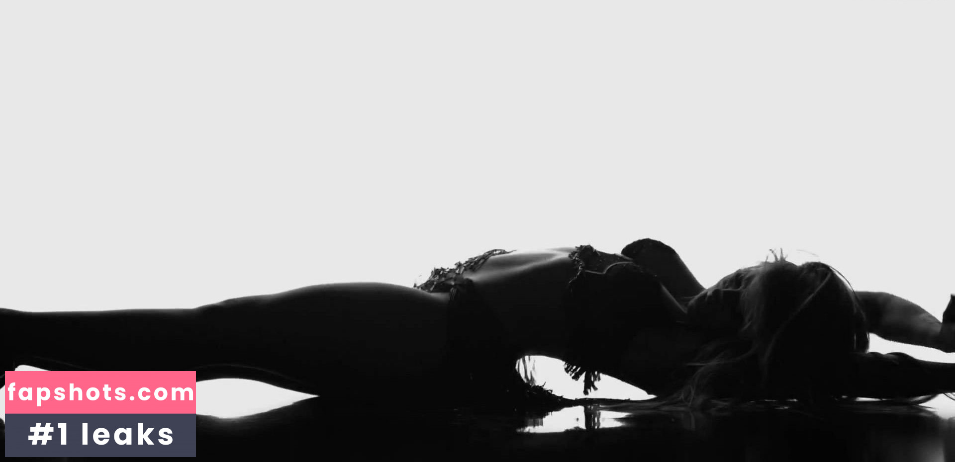 Jennifer Love Hewitt gallery photo #899