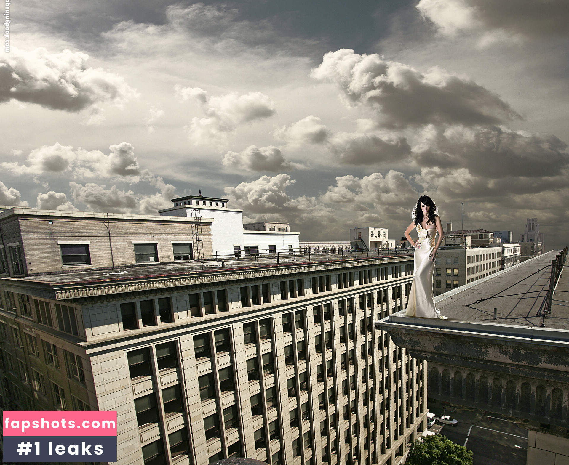 Jennifer Love Hewitt gallery photo #10