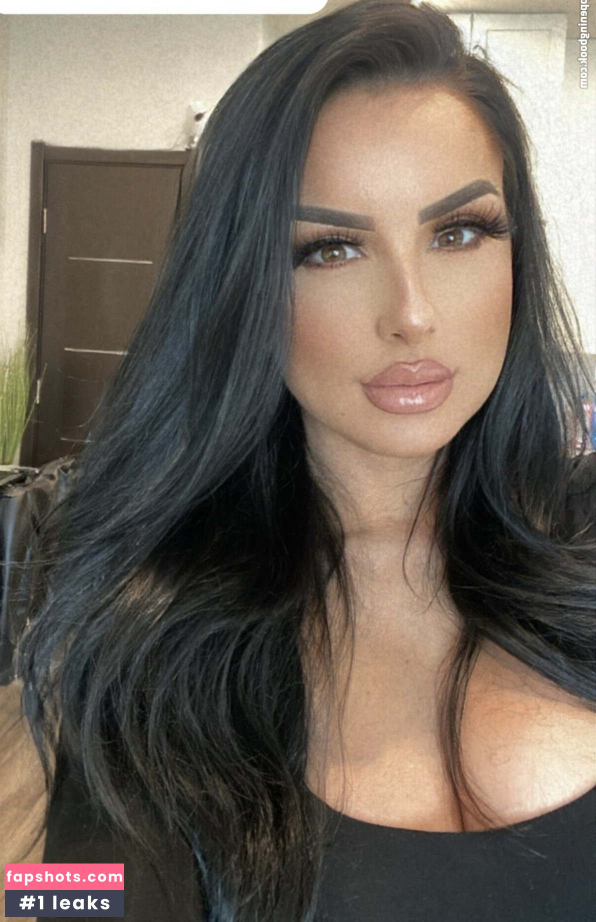 Jennifer Marie gallery photo #13