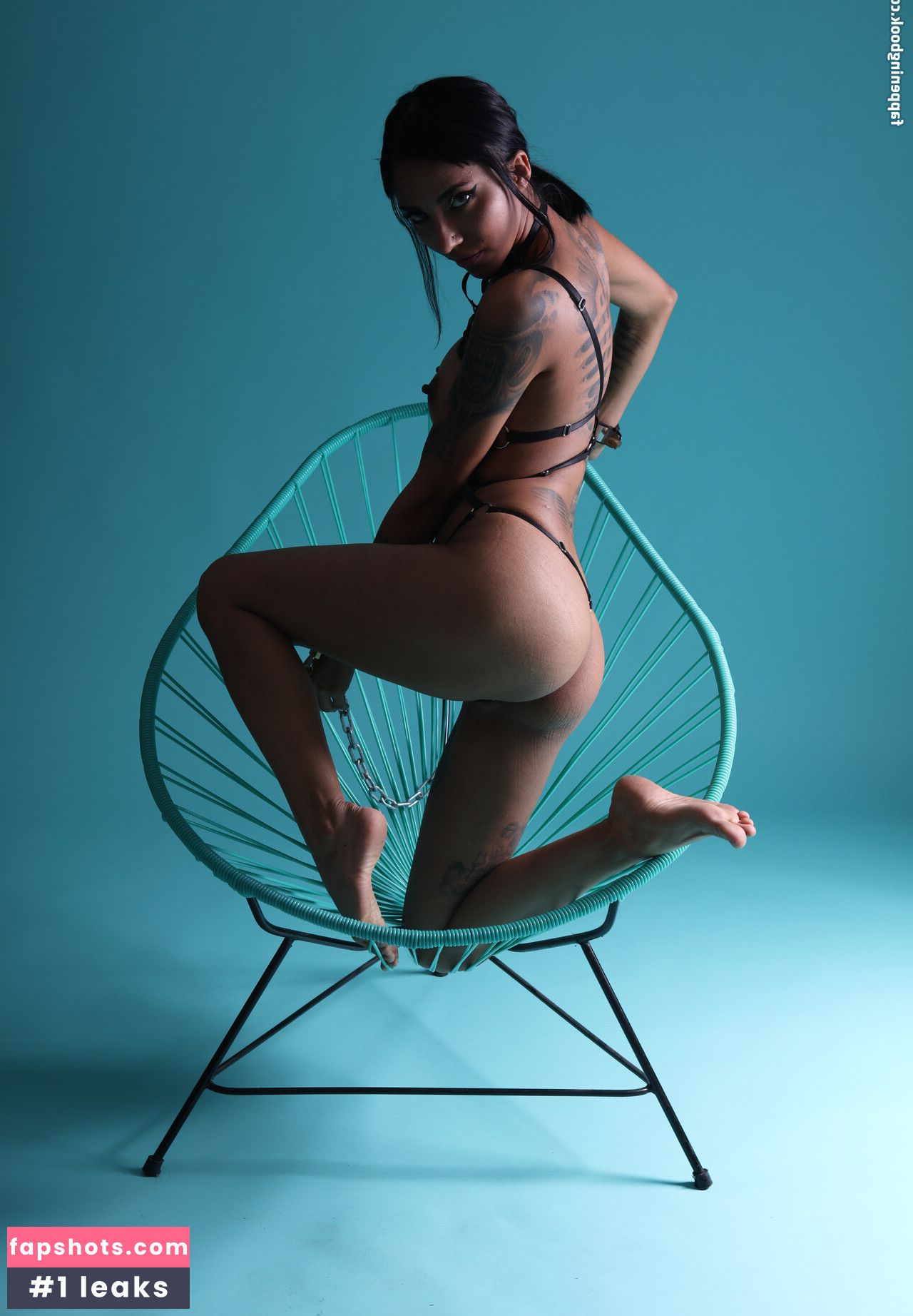 Jennifer Mendiola gallery photo #2