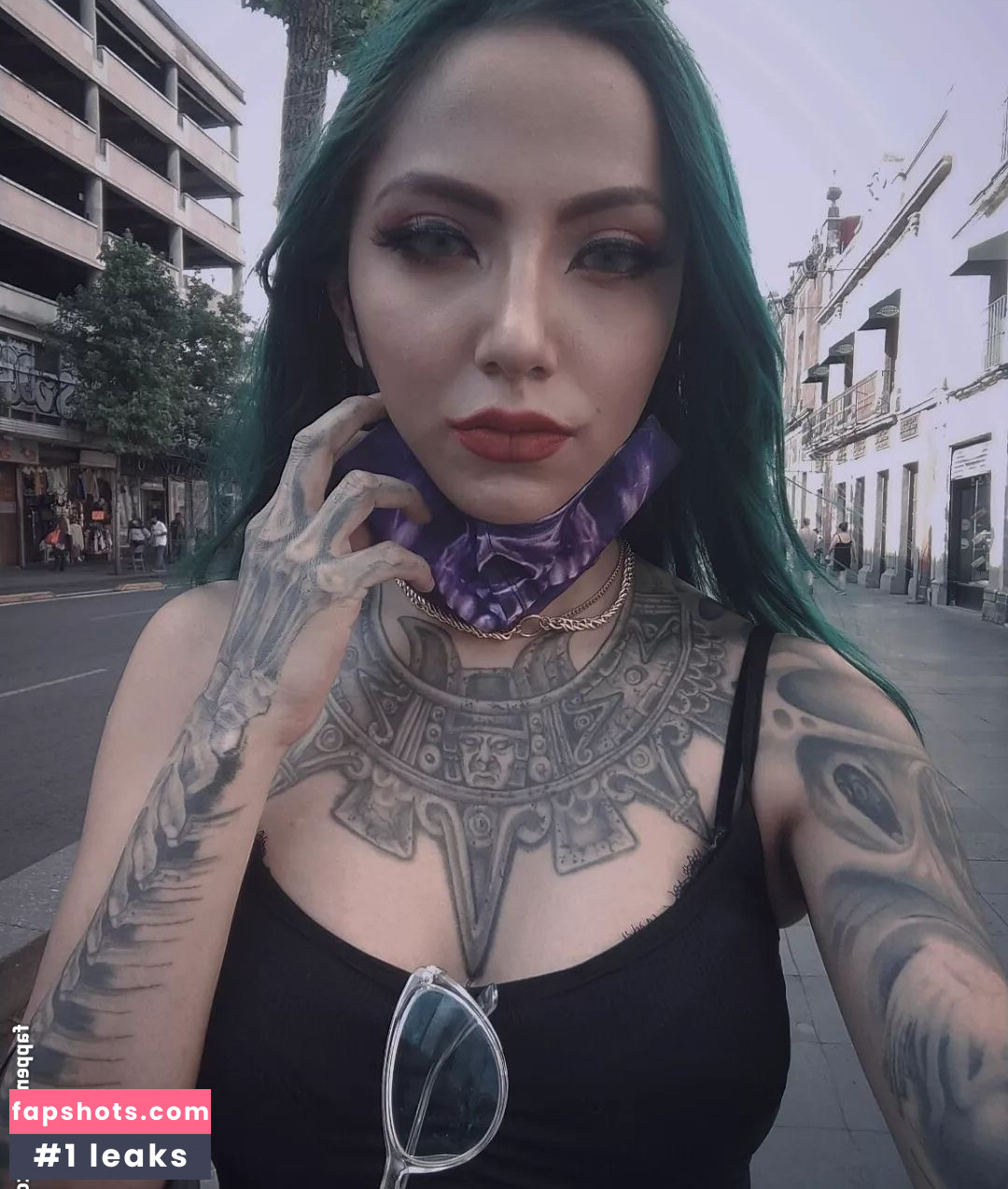 Jennifer Mendiola gallery photo #3