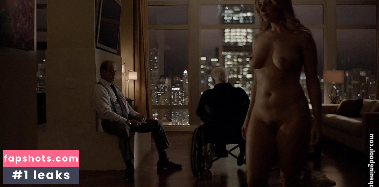 Jennifer Mudge nude babe gallery