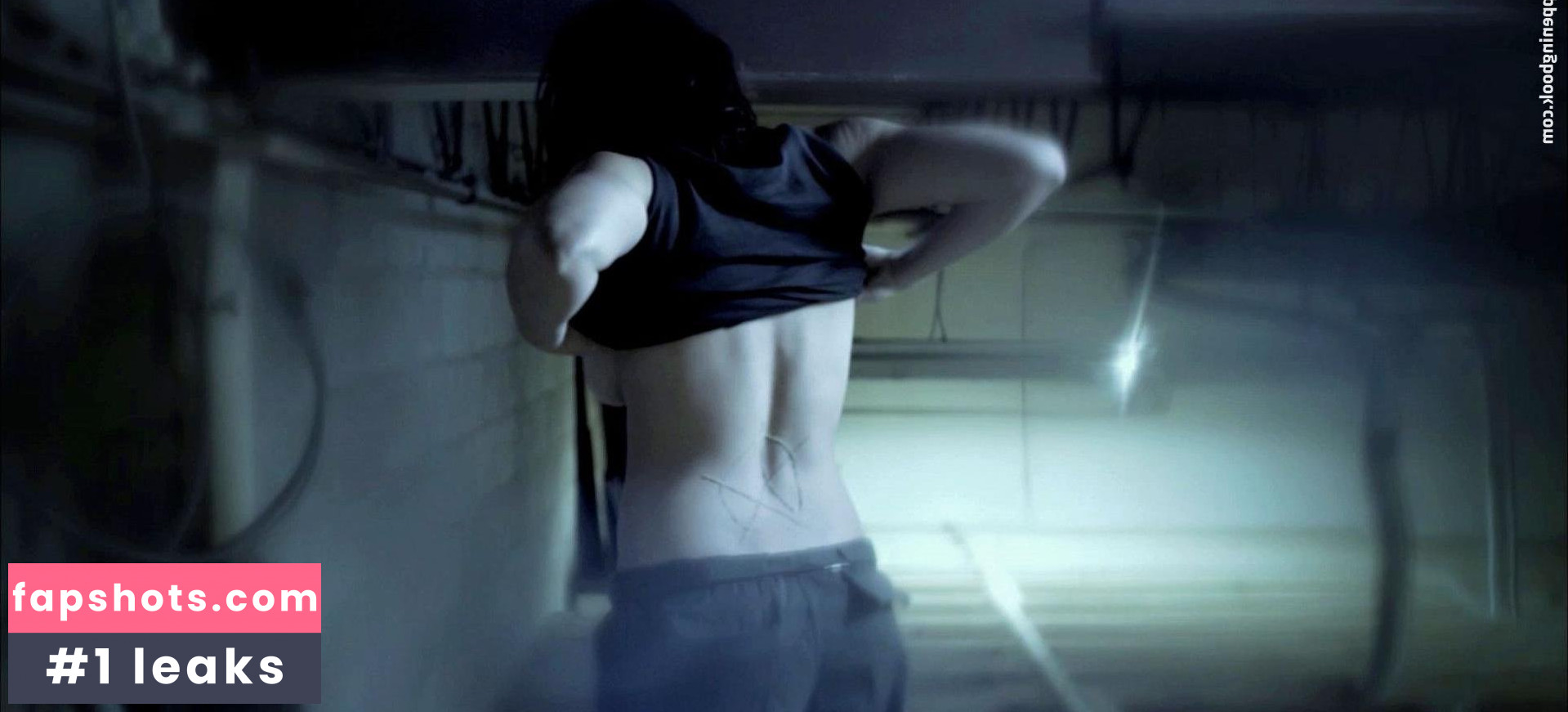 Jennifer Polansky gallery photo #4