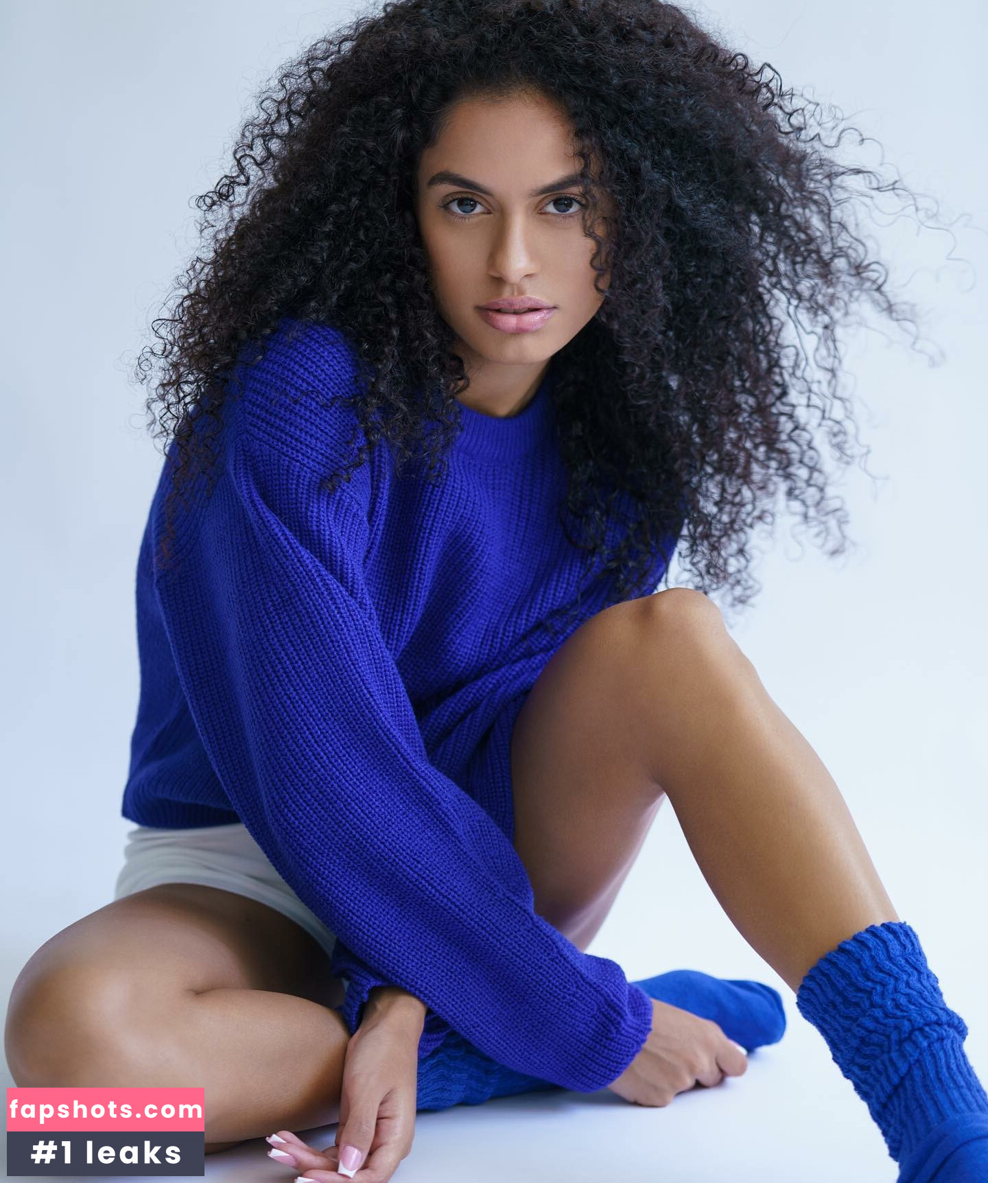 Jennifer Prado gallery photo #22