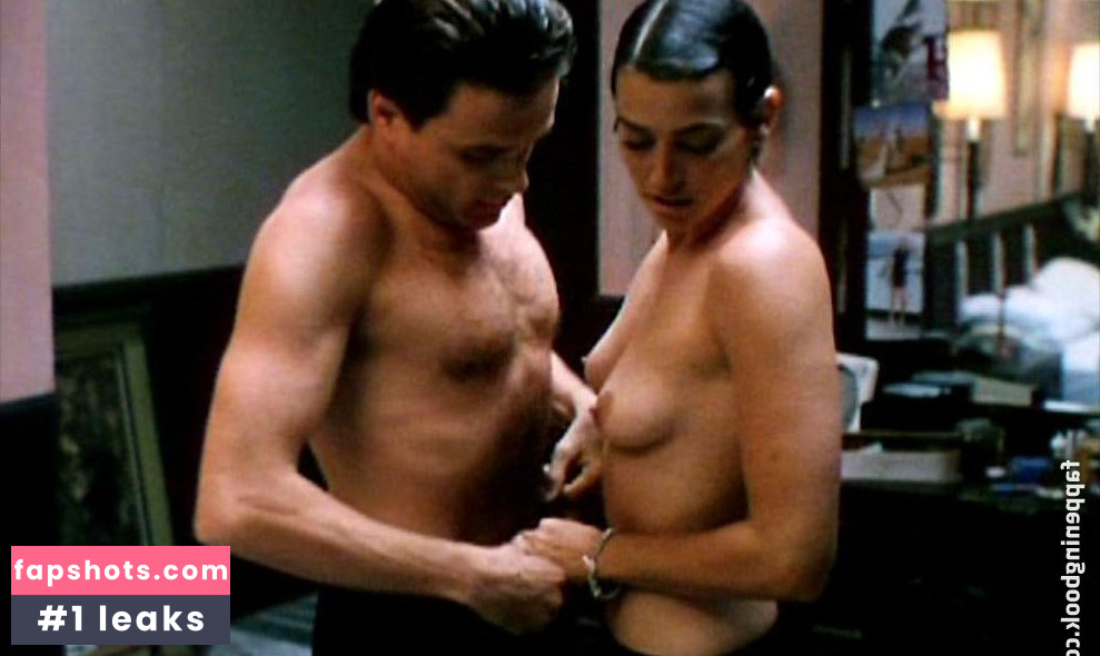 Jennifer Rubin gallery photo #17