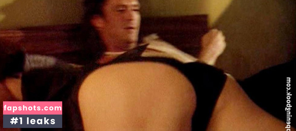 Jennifer Tilly gallery photo #118