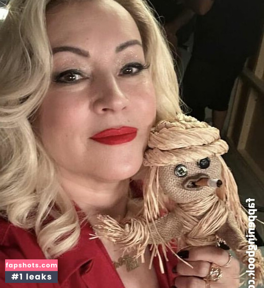 Jennifer Tilly gallery photo #46