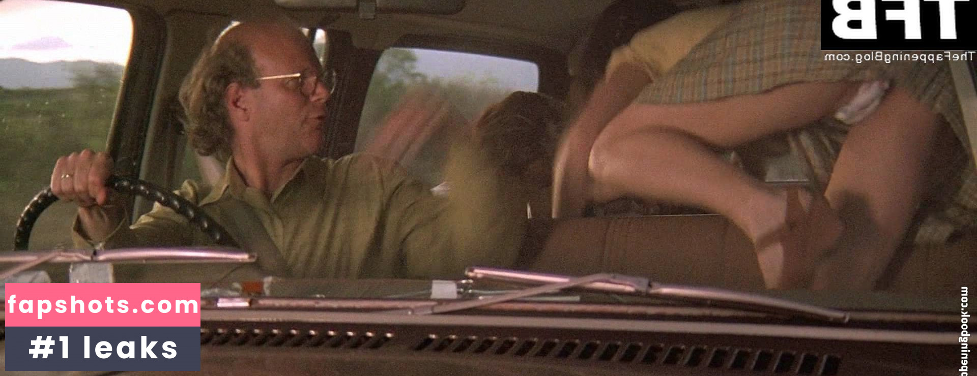 Jennifer Tilly gallery photo #55