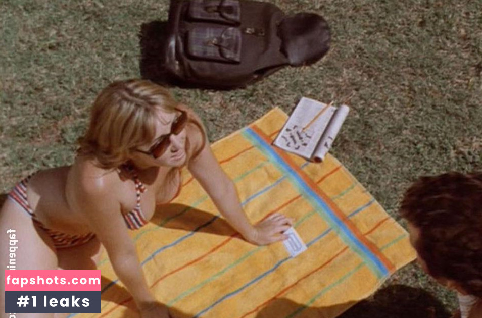 Jennifer Tisdale nude babe gallery