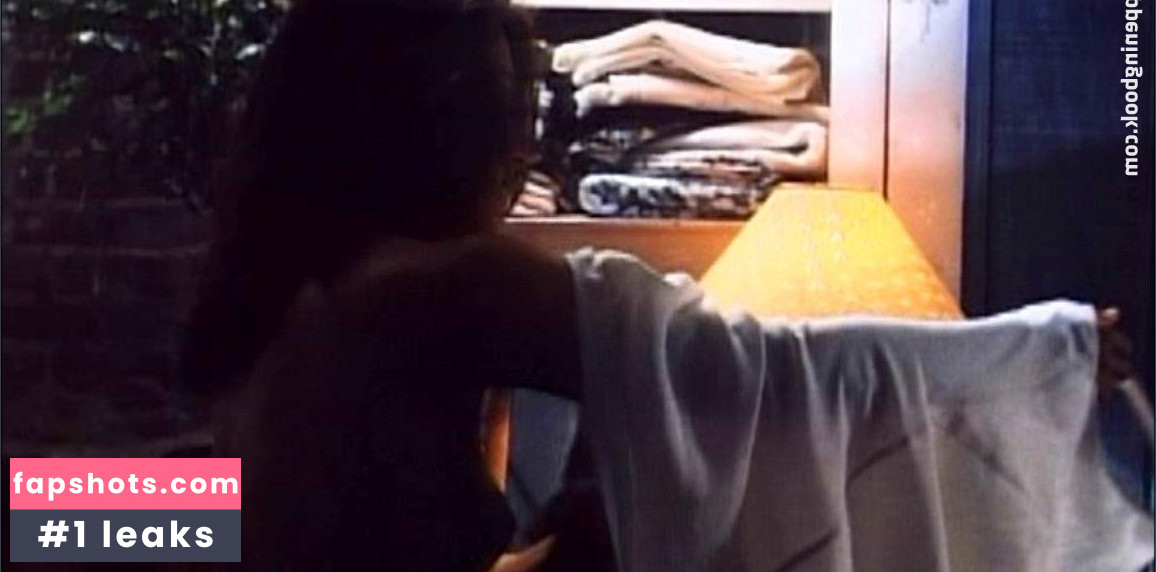 Jennifer Van Dyck gallery photo #4