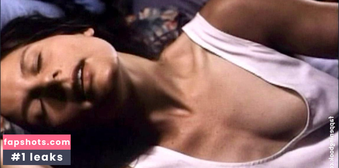 Jennifer Van Dyck gallery photo #6